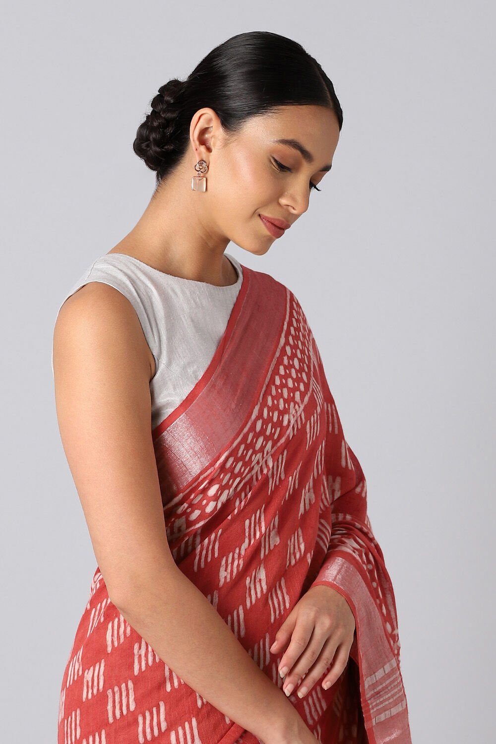 Red Pure Cotton Linen Bagru Printed Saree image number null