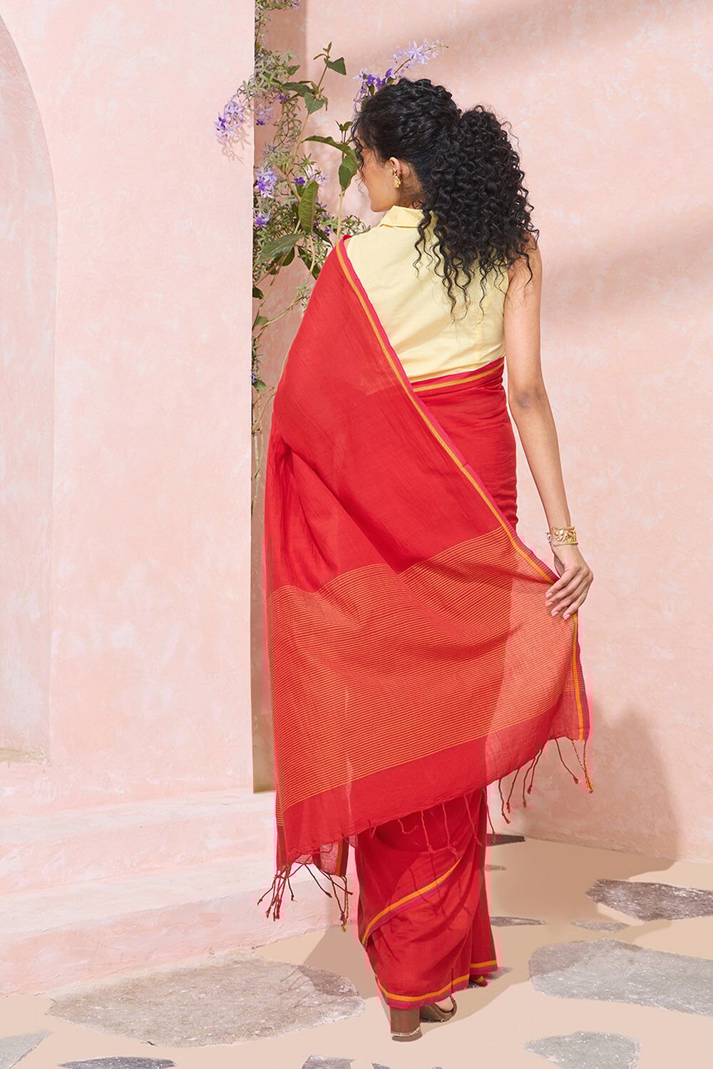 Red Woven Pure Cotton Bengal Saree image number null