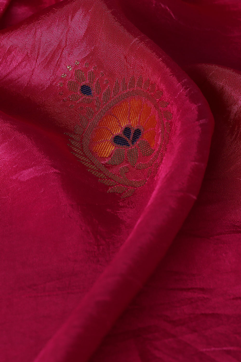 Pink Luxe Woven Saree image number null