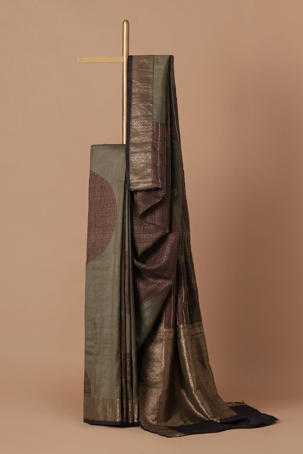 Green Pure Silk Tussar Bagru Print and Zardosi Embroidered Saree image number null