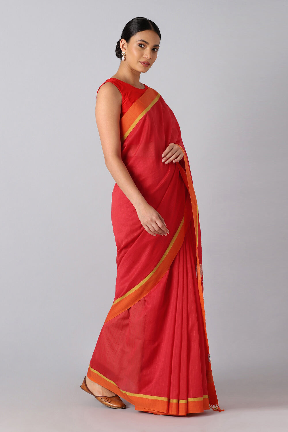 Dark Red Pure Silk Cotton Bengal Saree image number null