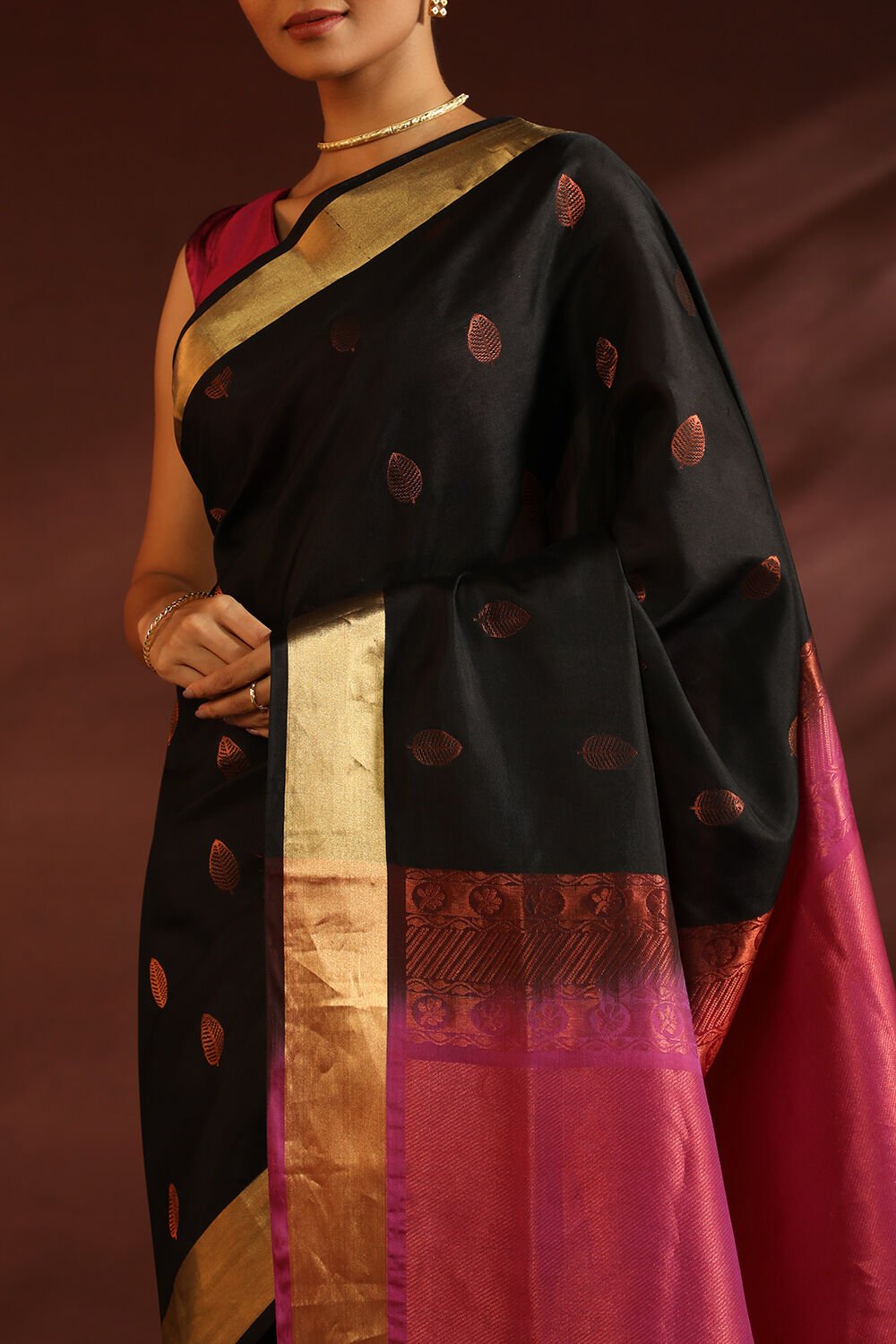 Black South Pure Silk Woven Saree image number null