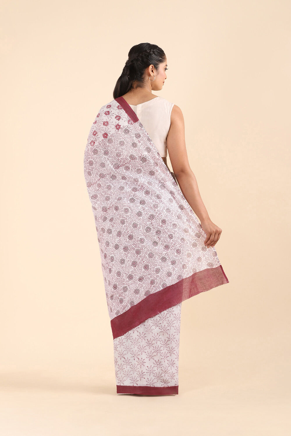 White Cotton Pure Mulmul Printed Saree image number null