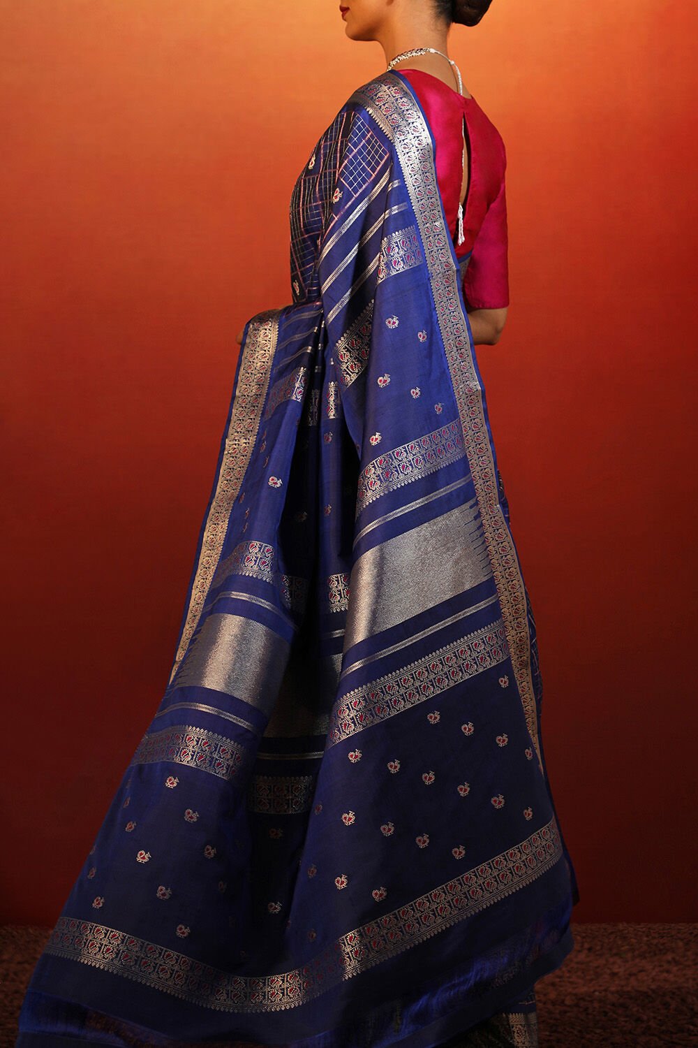 Blue Woven Pure Silk Kanjivaram Saree image number null