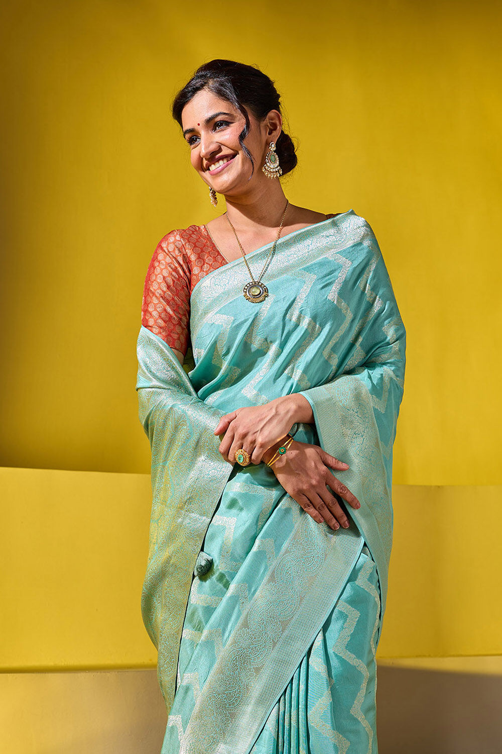 Light Blue Woven Viscose Saree image number null