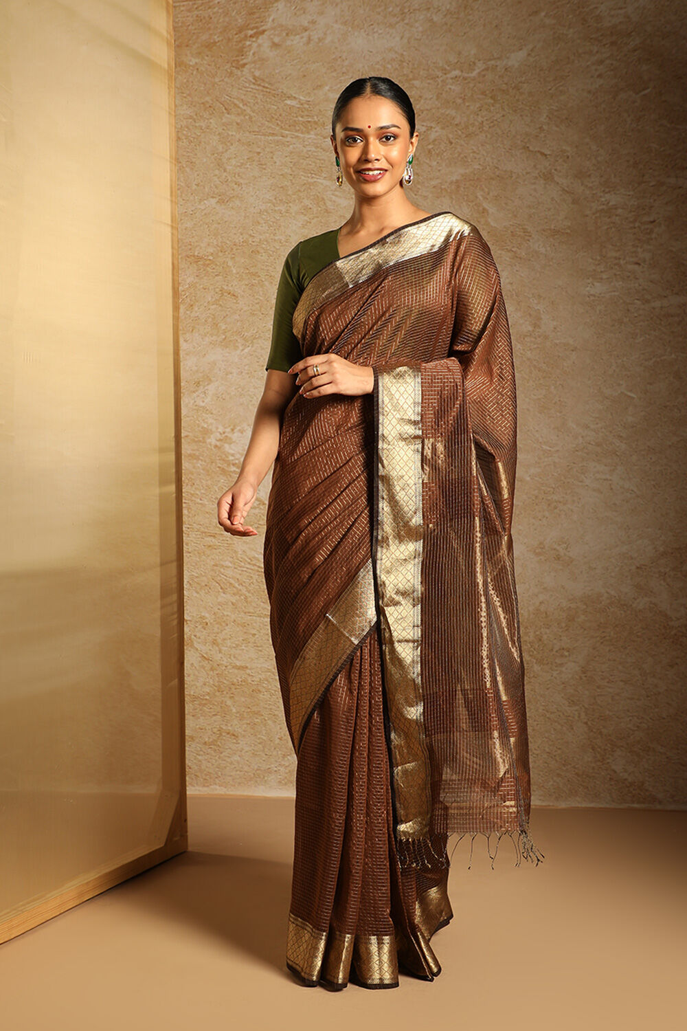 Brown Pure Silk Cotton Woven Maheshwari Saree image number null