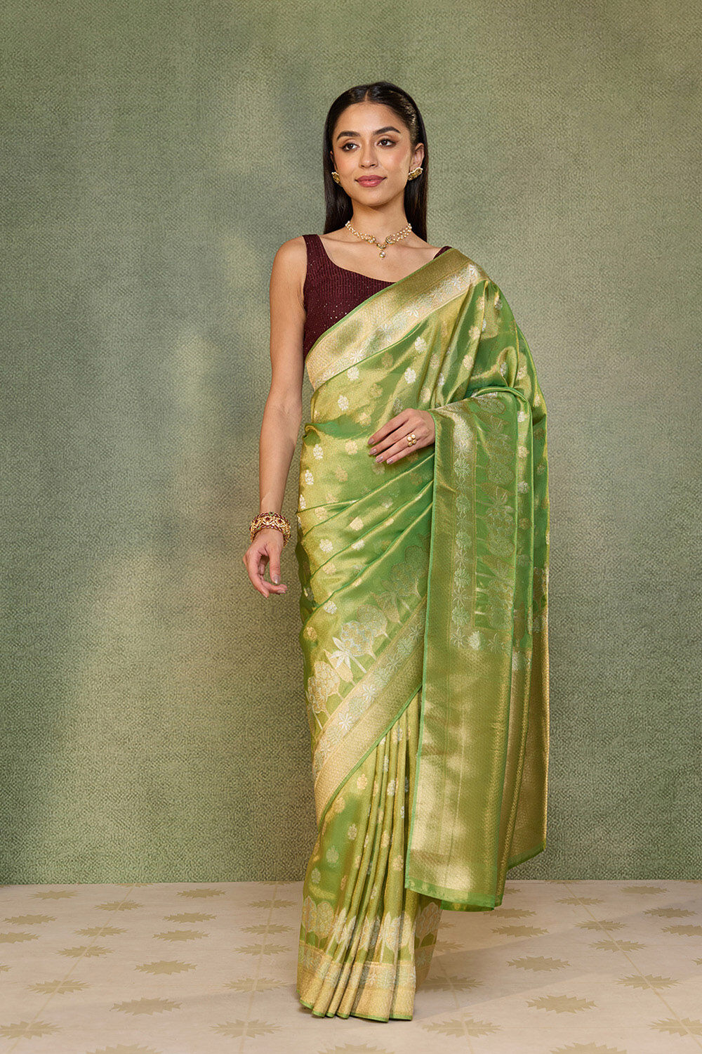 Green Woven Viscose Tissue Saree image number null