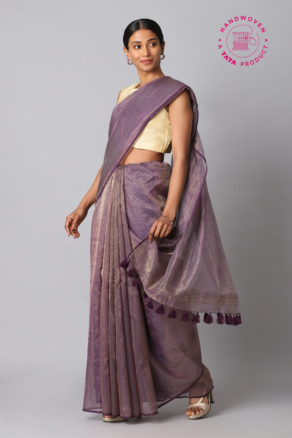 Violet Pure Silk Cotton Embroidered Saree image number null