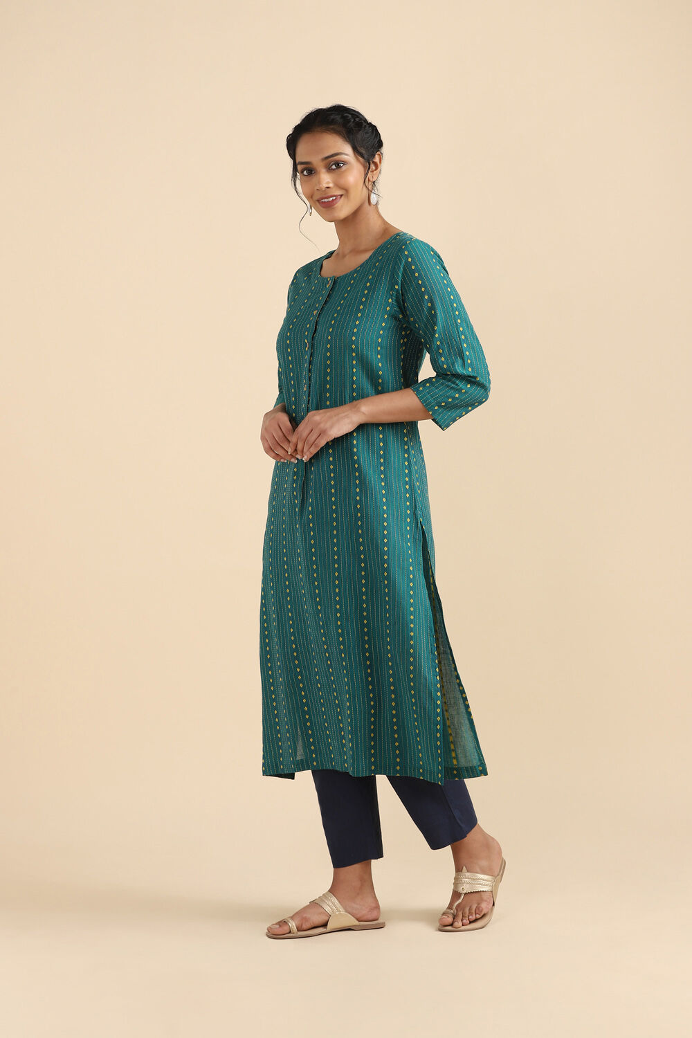 Dark Green Cotton Woven Kurta image number null