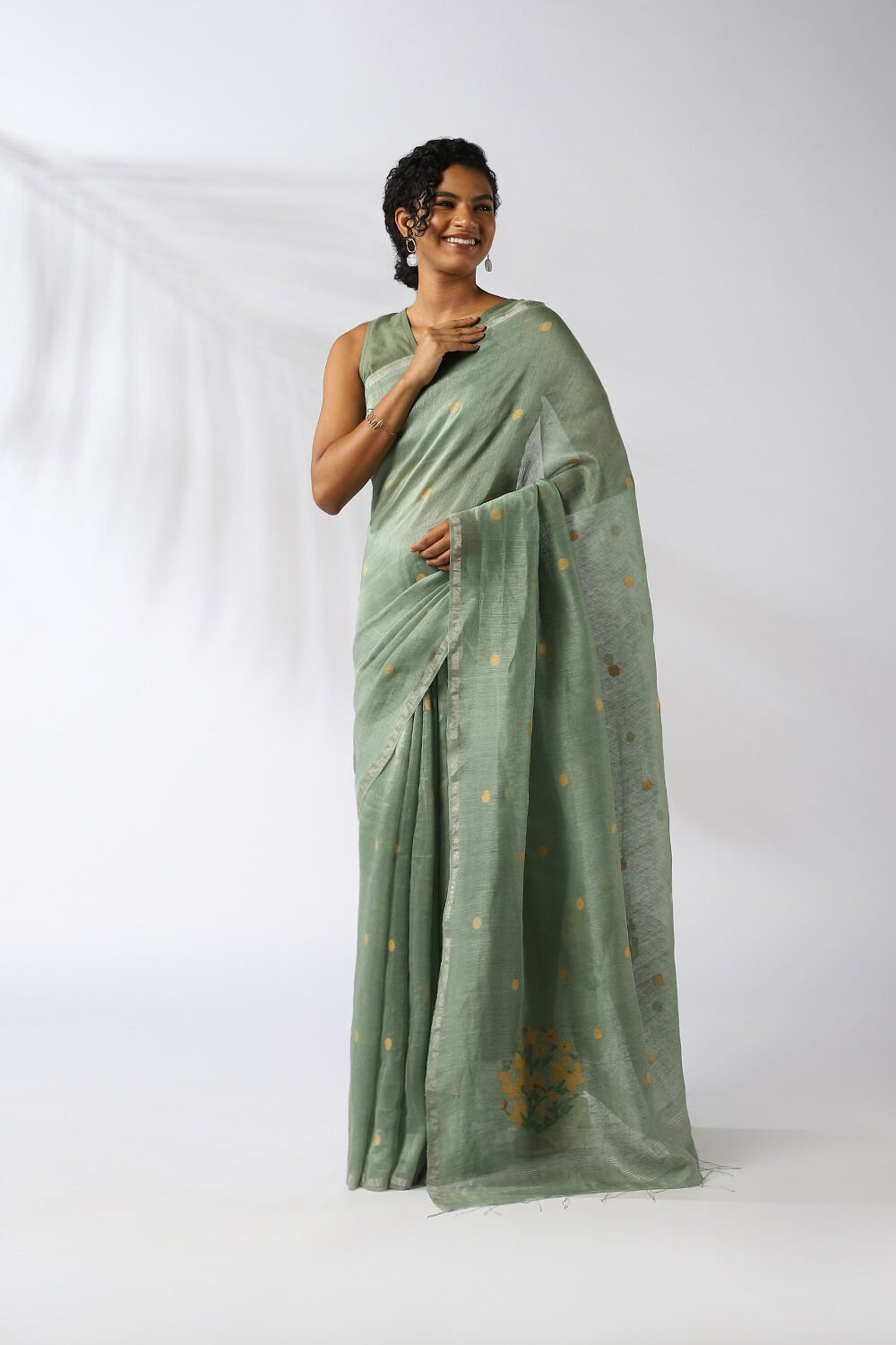 Green Pure Silk Linen Jamdani Saree image number null