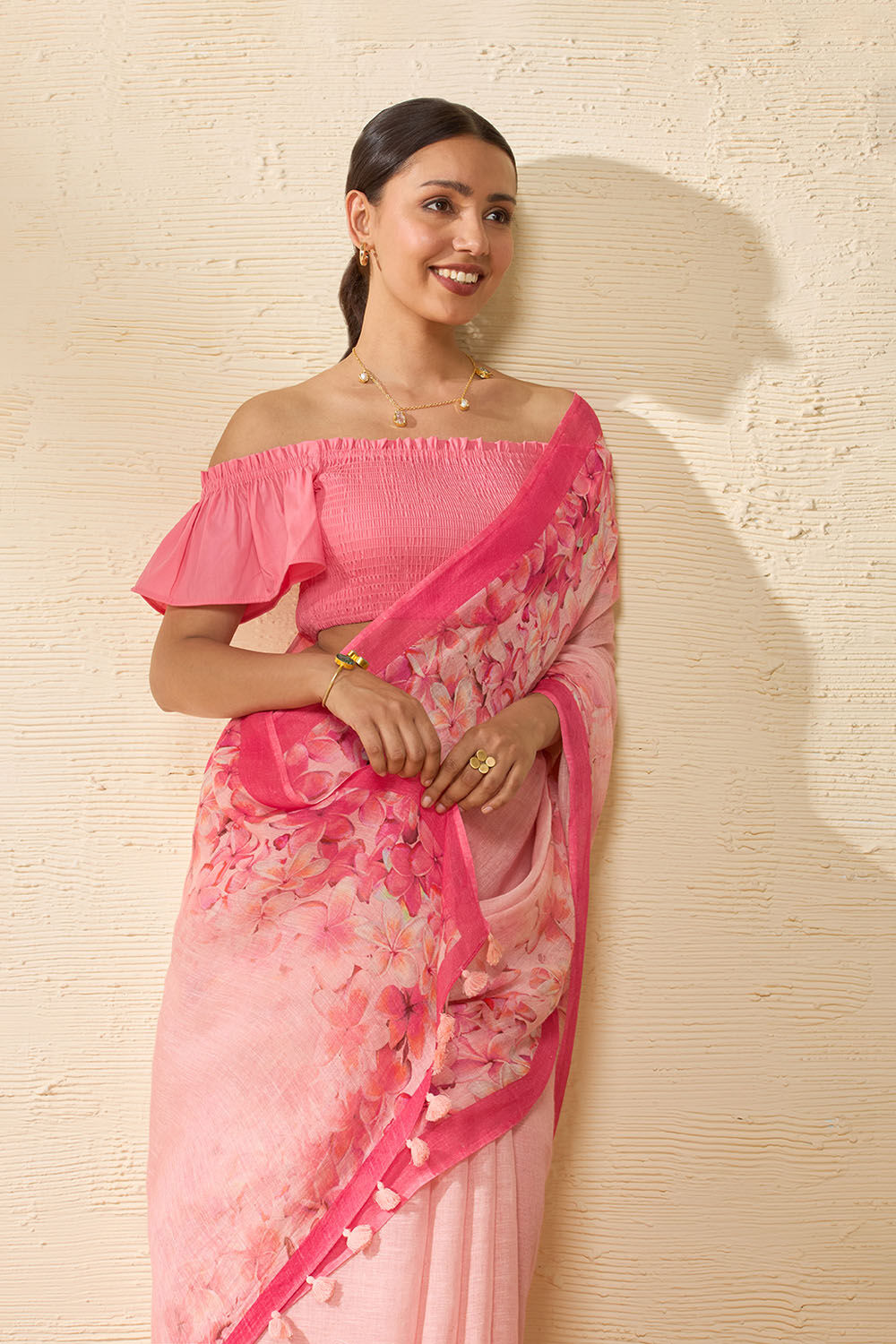 Pink Printed Pure Linen Saree image number null