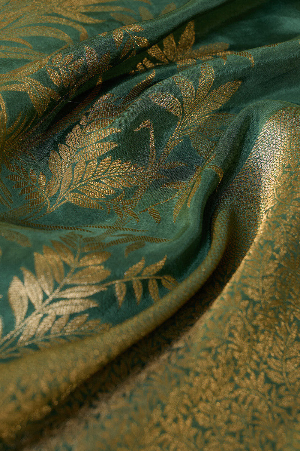 Dark Green Woven Pure Viscose Saree image number null