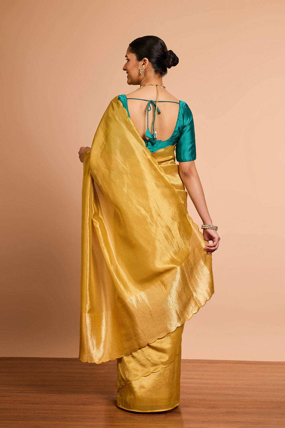 Yellow Woven Viscose Tissue Saree image number null