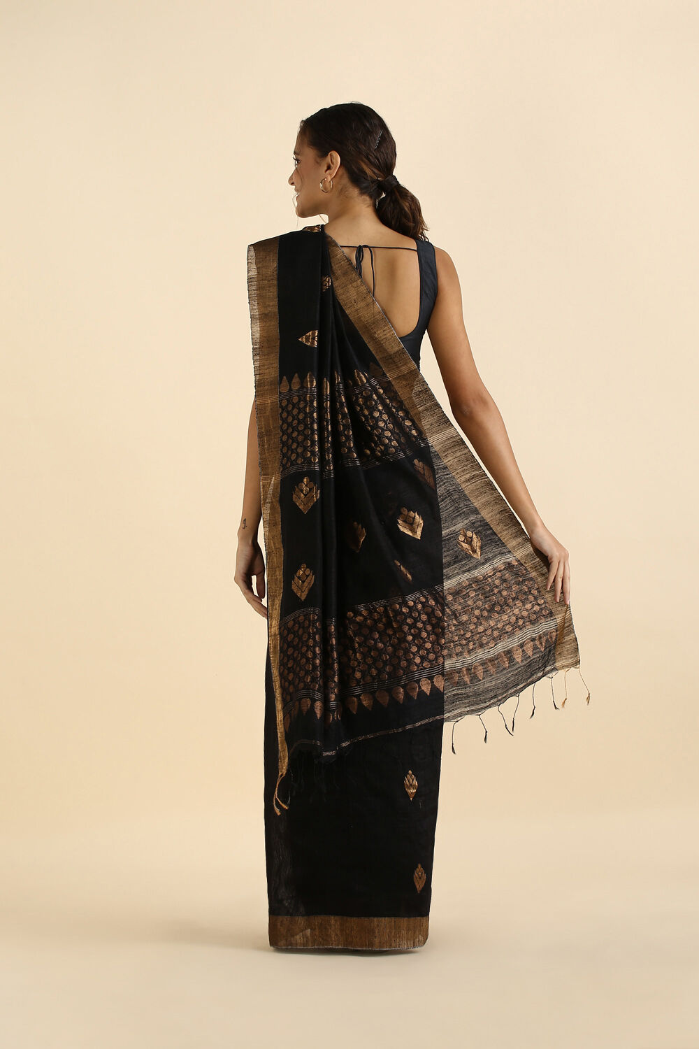 Black Pure Silk Vanya Jamdani Saree image number null
