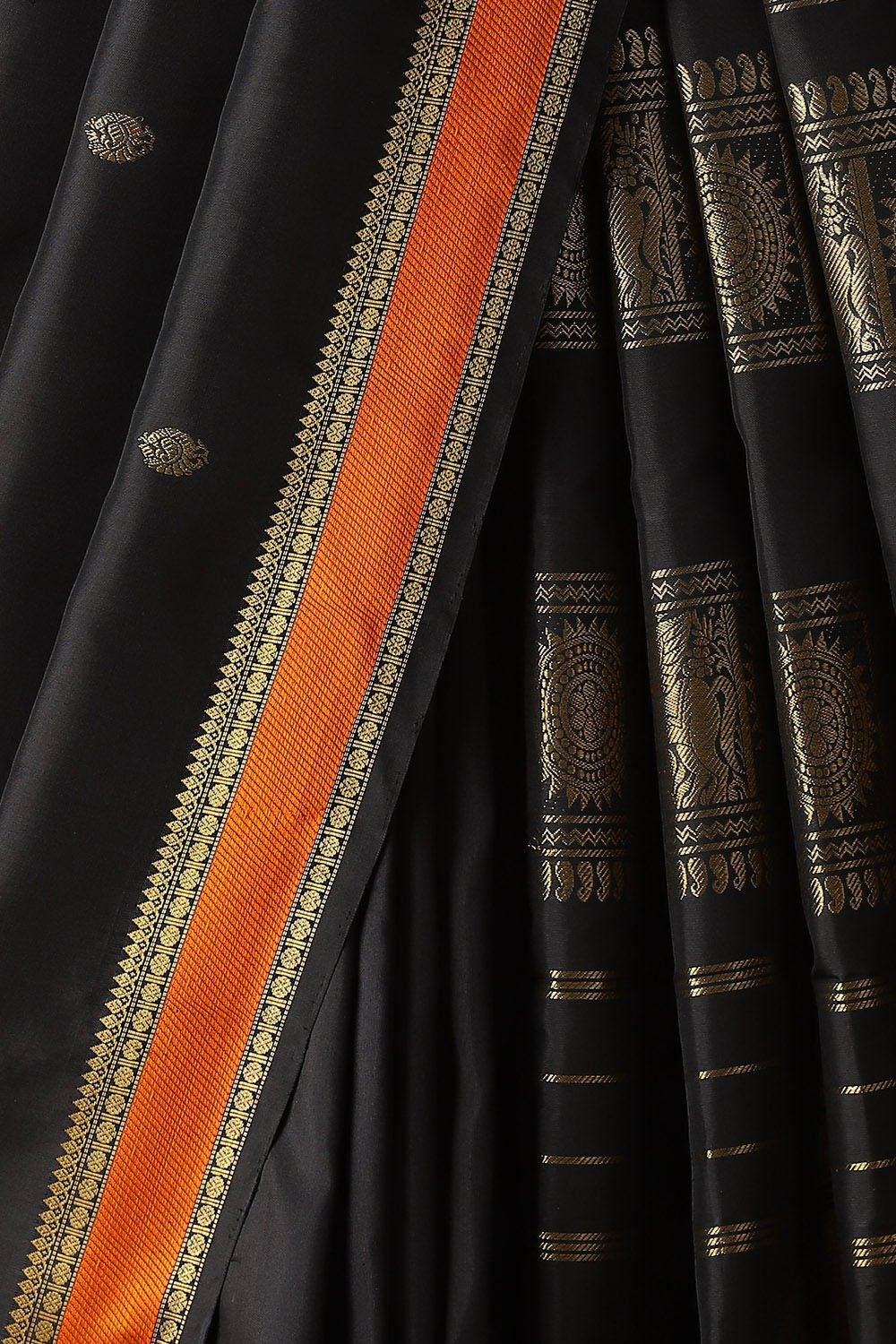 Black Pure Silk Kanjivaram Saree image number null