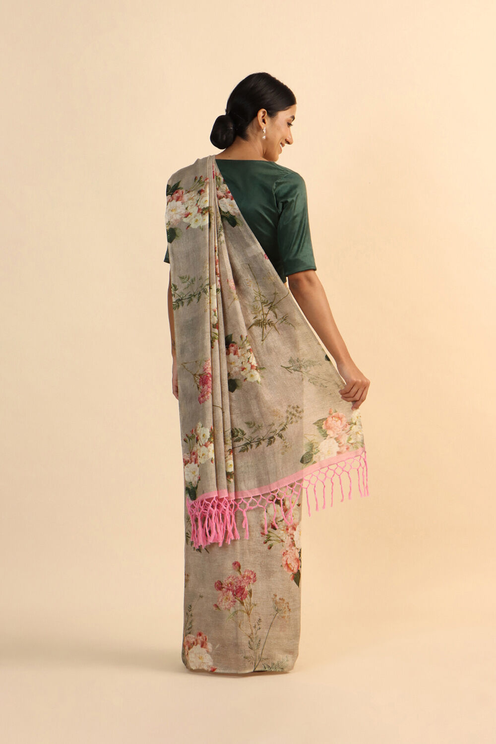 Grey Pure Linen Digital Printed Saree image number null