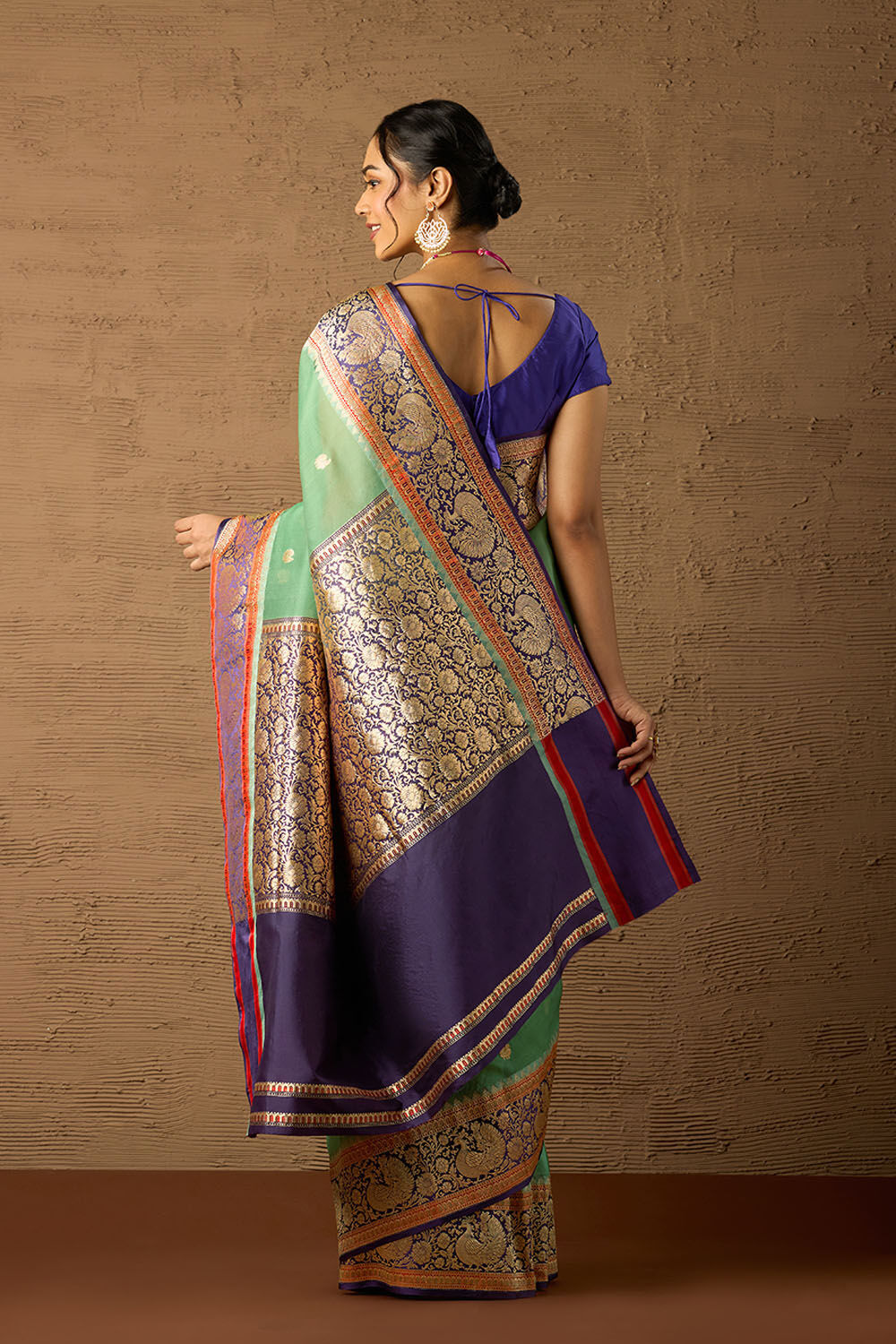 Green Pure Silk Organza Kadwa Banarasi Saree image number null
