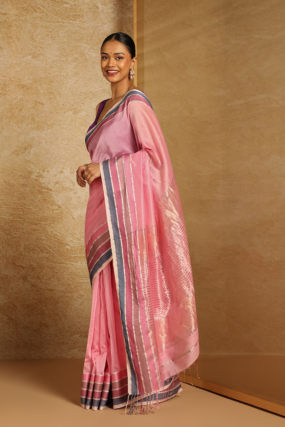 Pink Pure Silk Cotton Woven Maheshwari Saree image number null