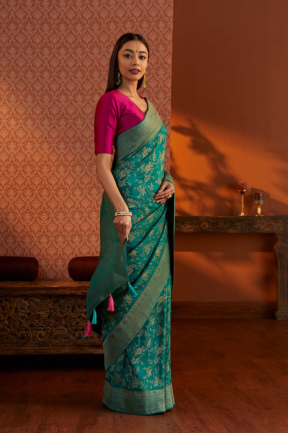 Green Woven Viscose Saree image number null