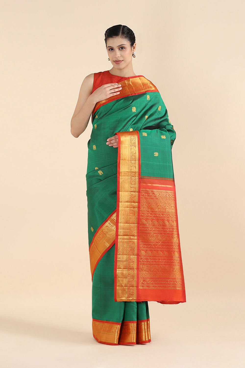 Green Pure Silk Kanjivaram Saree image number null
