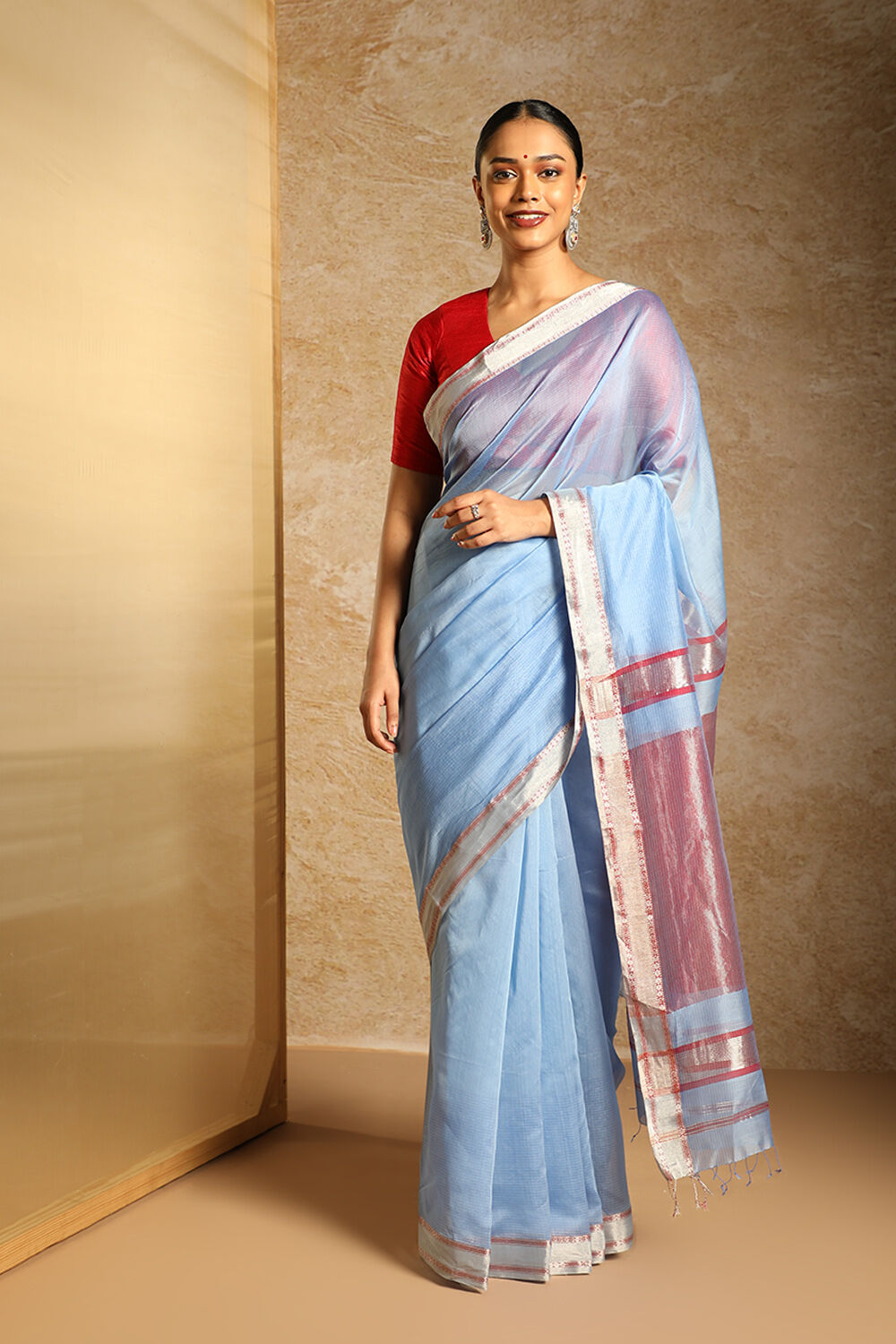 Blue Woven Pure Silk Cotton Maheswari Saree image number null