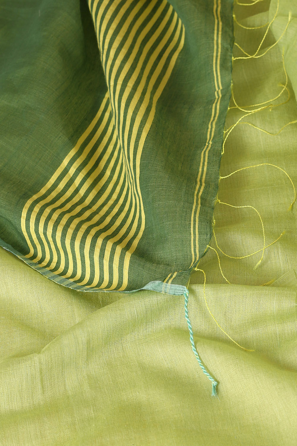Green Pure Silk Cotton Jamdani Saree image number null