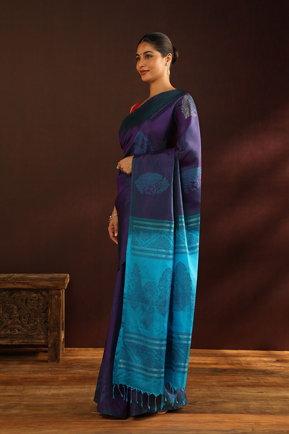 Violet Woven Pure Soft Silk Saree image number null