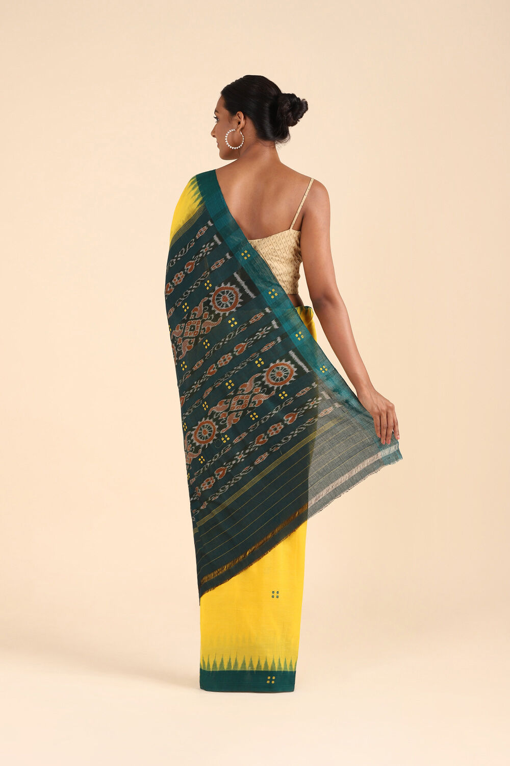 Yellow Pure Cotton Odissa Ikat Saree image number null