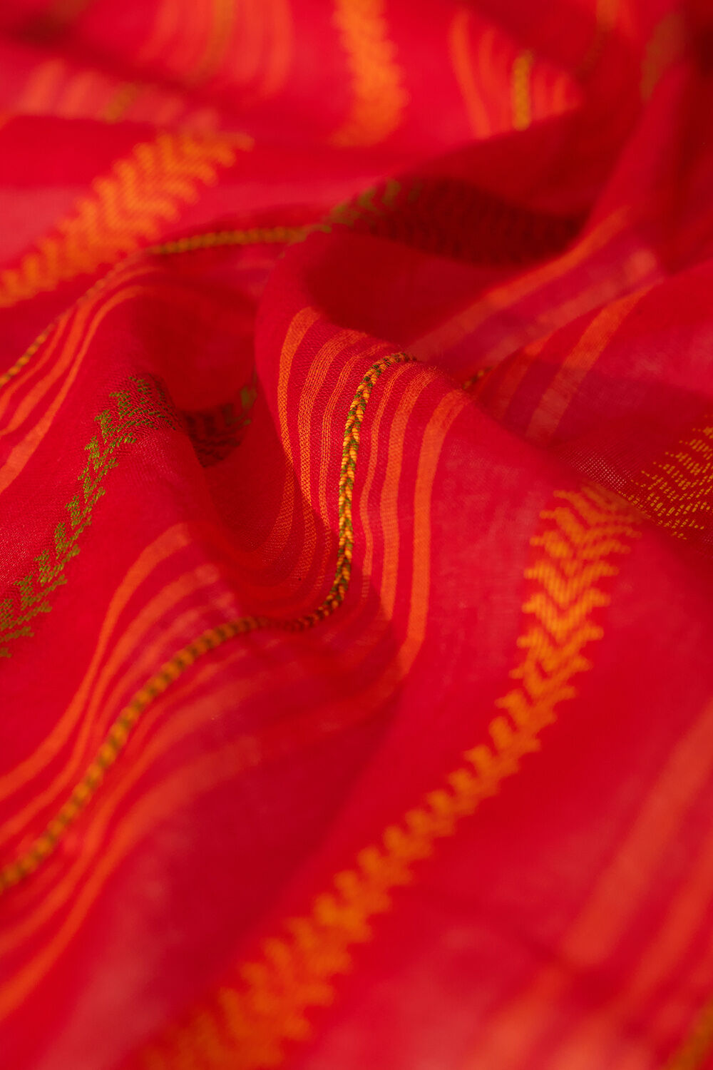 Red Woven Pure Cotton Bengal Saree image number null