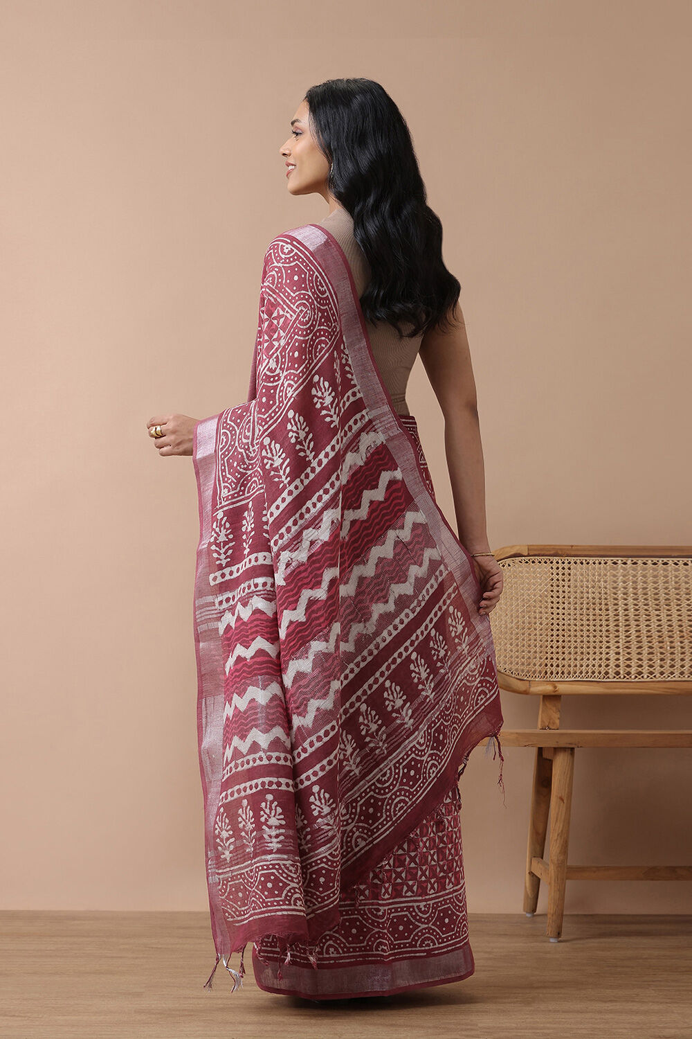 Pink Cotton Viscose Contemporary Block Printed Saree image number null