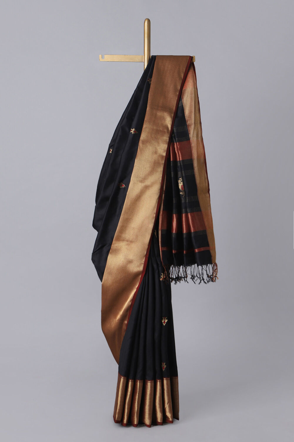 Black Pure Silk Maheswari Saree image number null