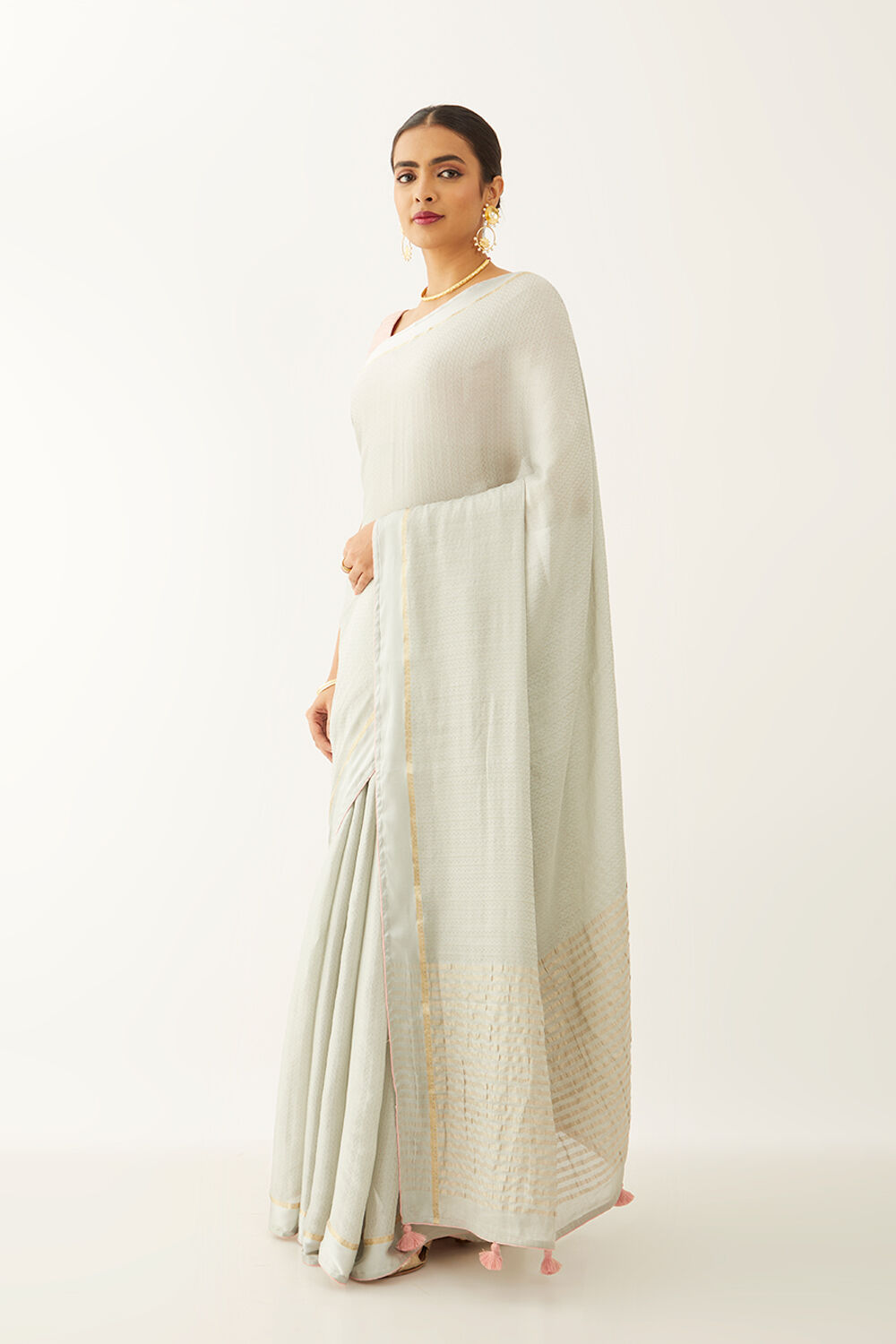 Grey Pure Silk Crepe Woven Saree image number null