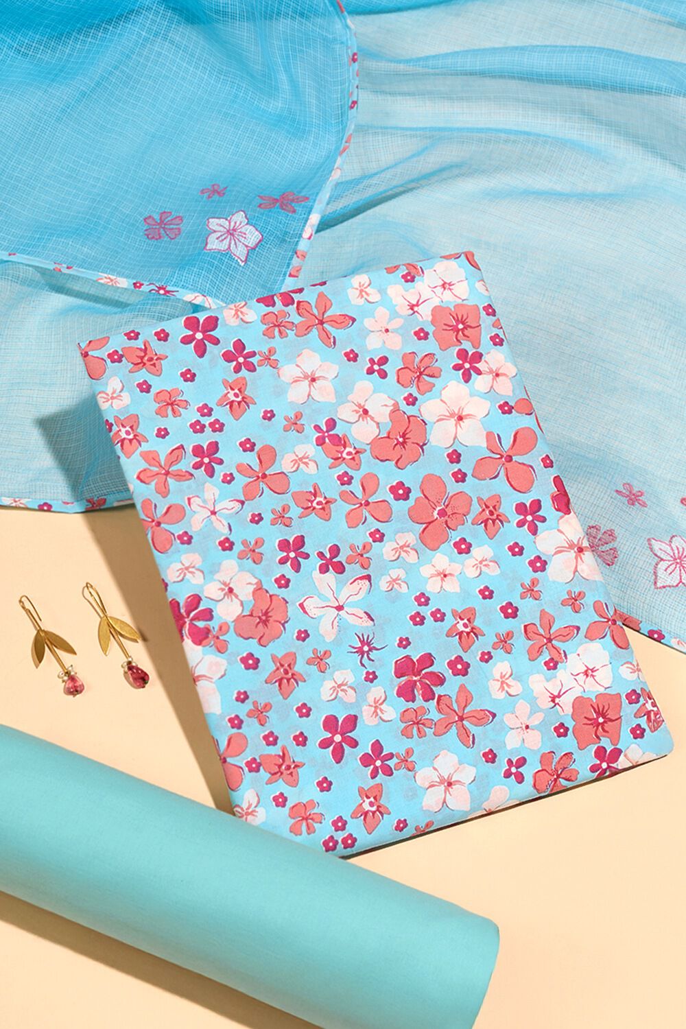 Light Blue Pure Cotton Screen Printed Unstitched Suit Set image number null