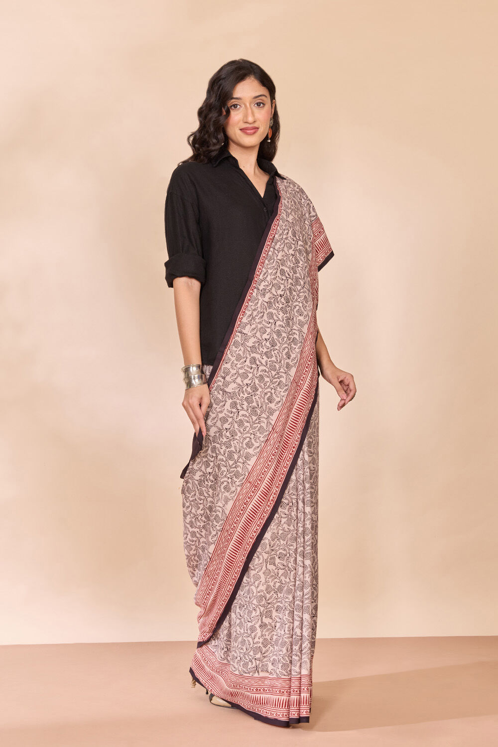 Off White Bagh Block Printed Pure Cotton Saree image number null