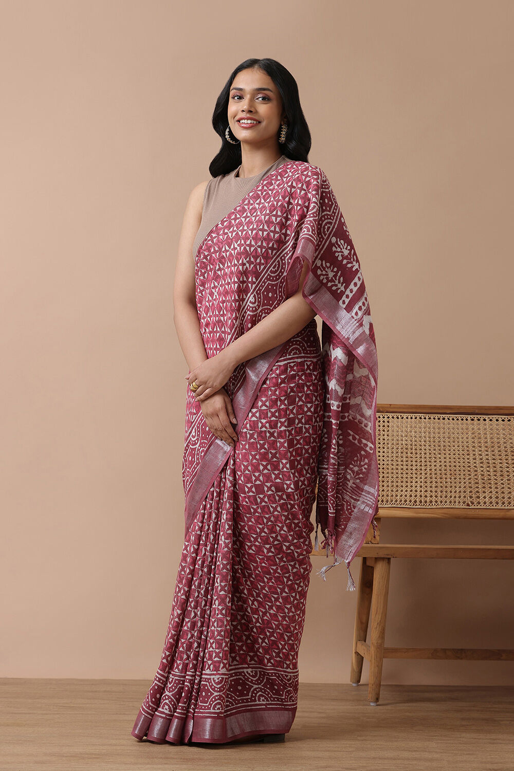 Pink Cotton Viscose Contemporary Block Printed Saree image number null
