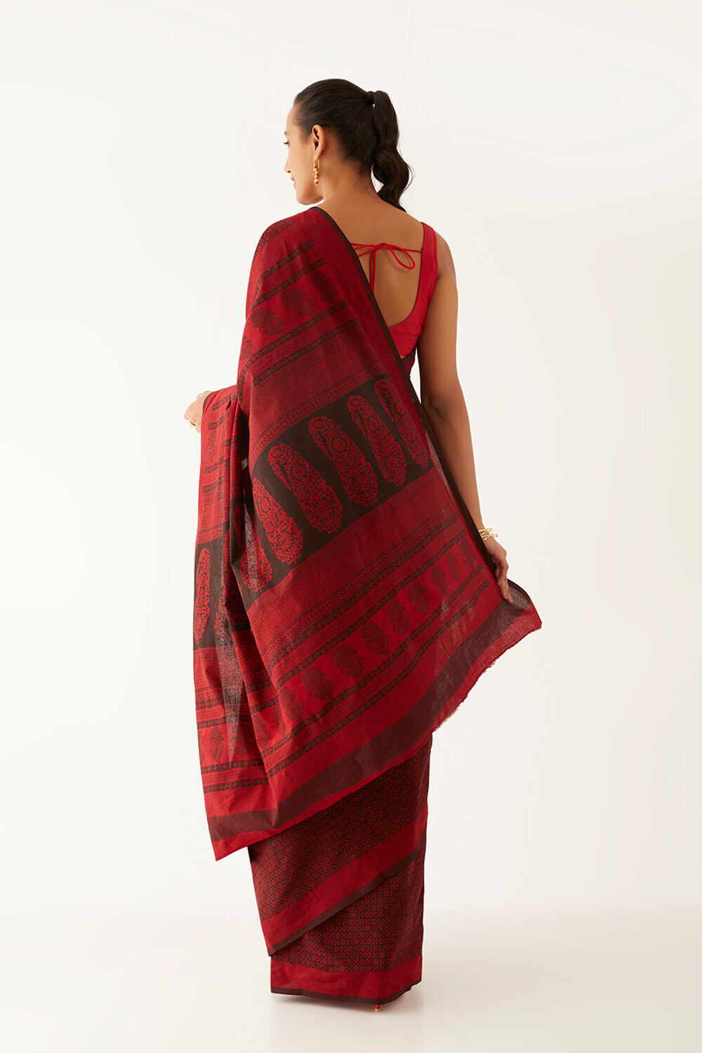 Red Pure Cotton Bagh Printed Saree image number null