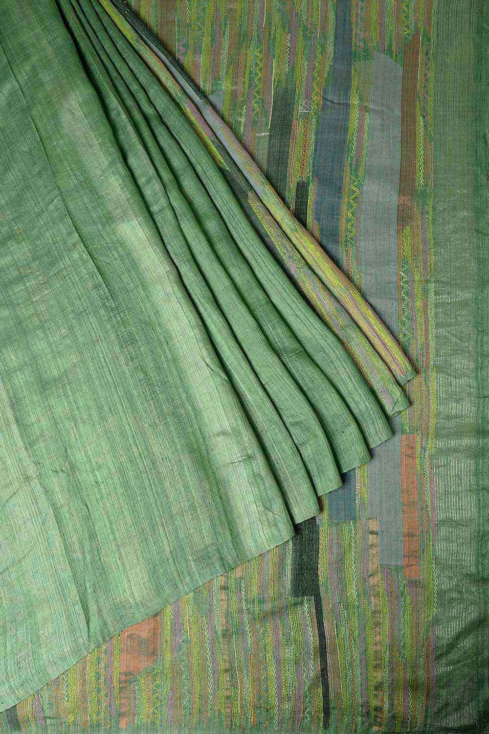 Green Pure Silk Tussar Jamdani Saree with Kantha Embroidery image number null