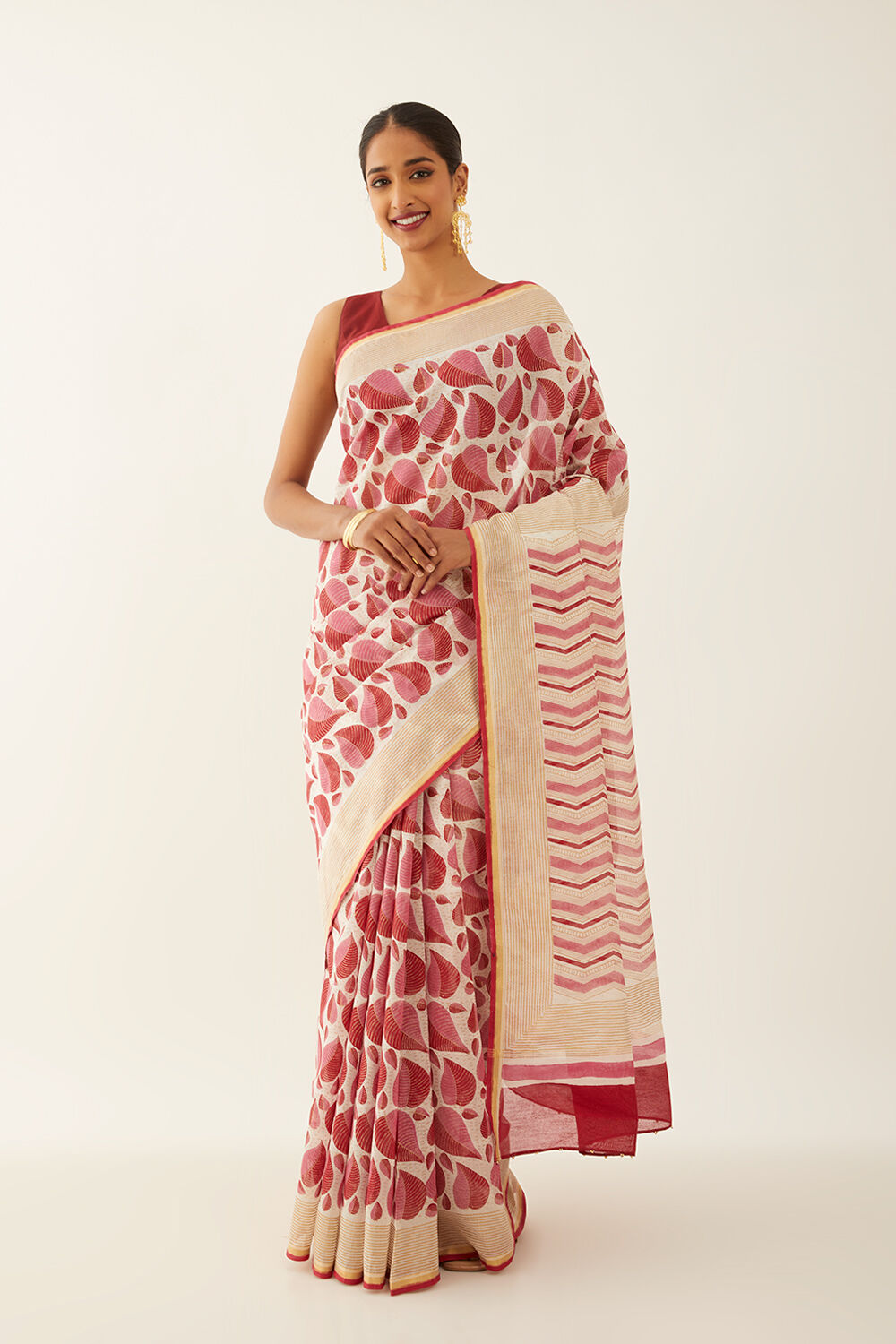 Off White Pure Silk Cotton Hand Printed Saree image number null