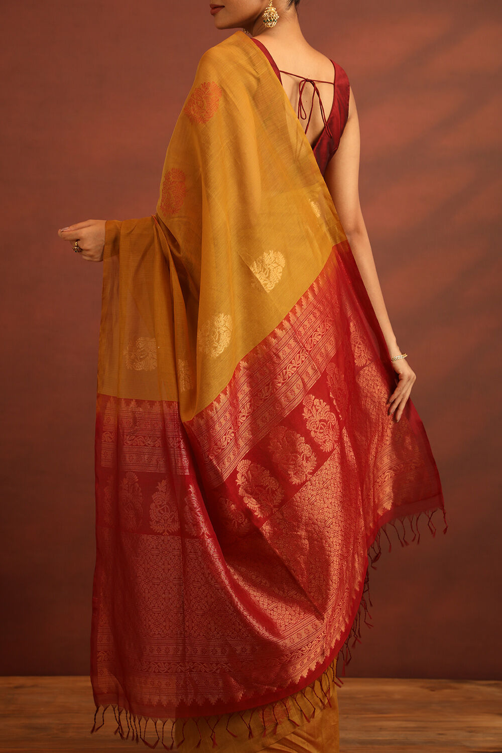 Brown South Pure Silk Cotton Woven Saree image number null