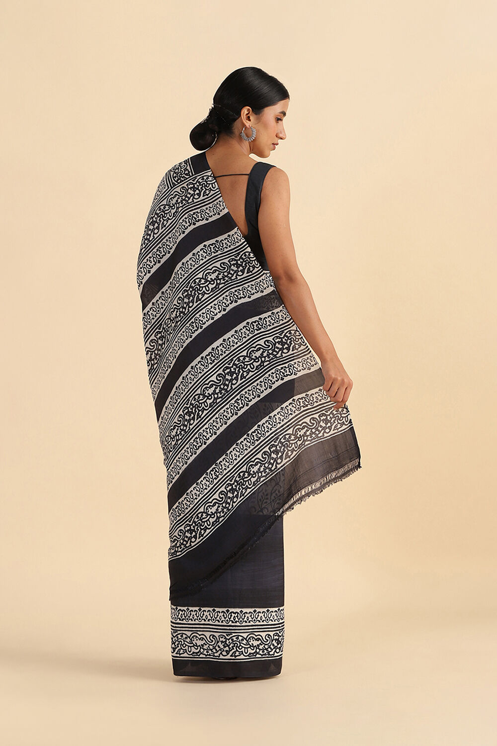 Grey Hand Blockprinted Pure Silk Saree image number null