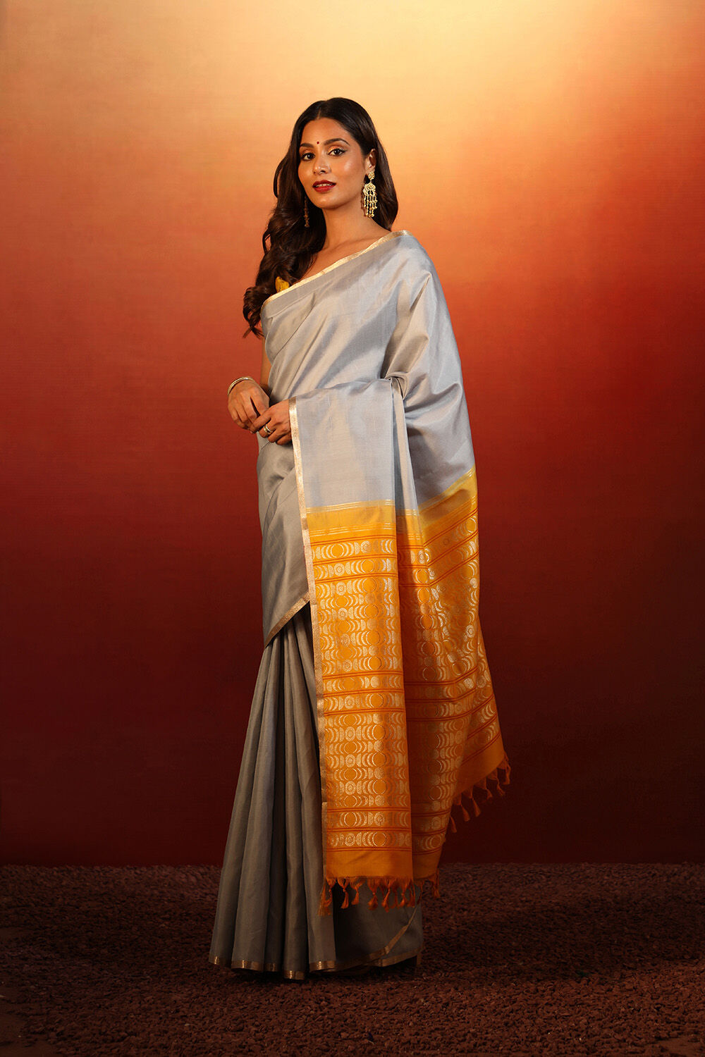 Grey Woven Pure Silk Kanjivaram Saree image number null