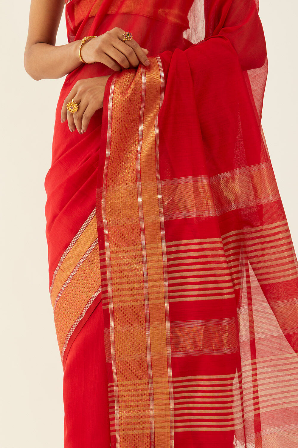 Red Pure Silk Cotton Maheshwari Saree image number null