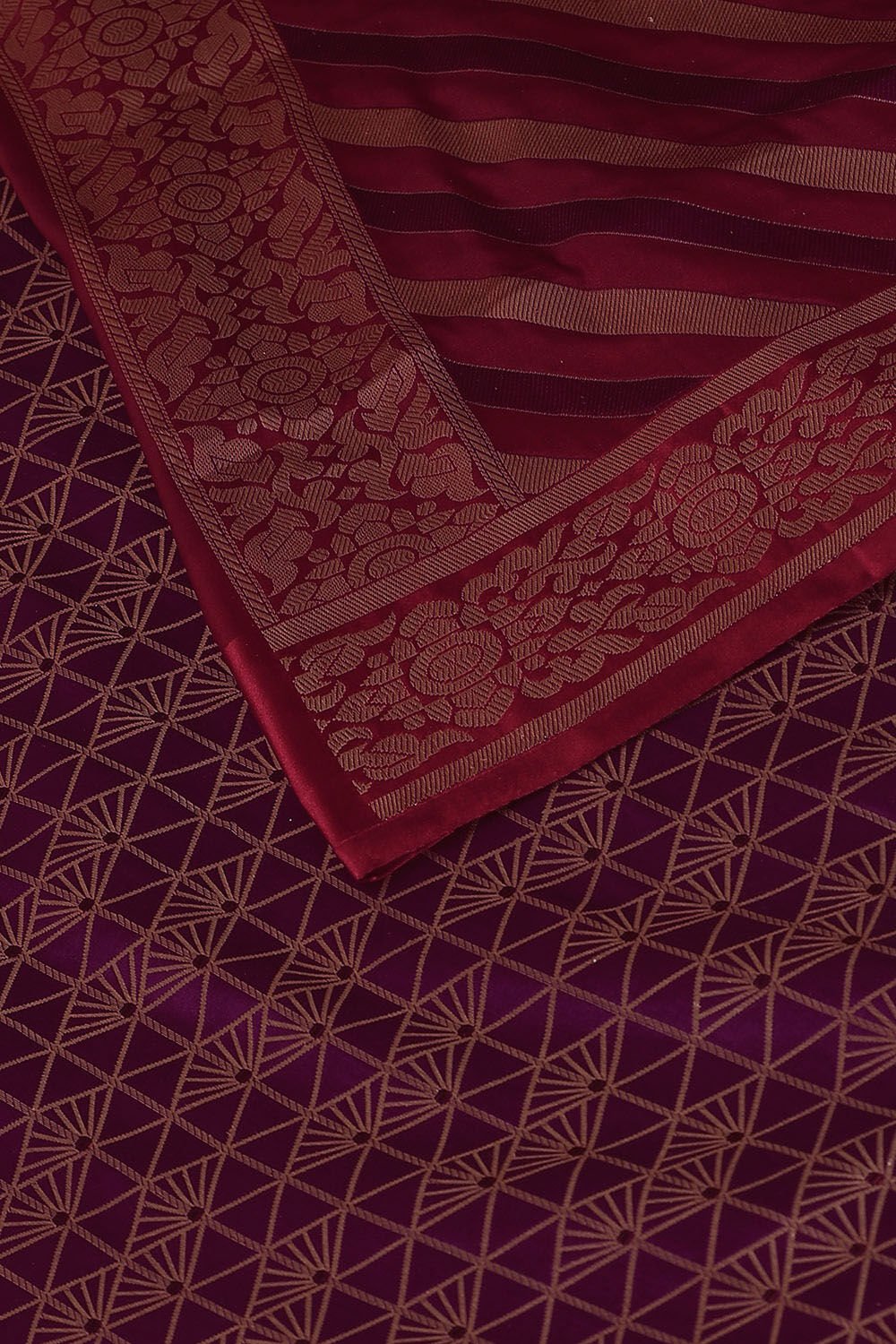 Violet Pure Silk Banarasi Brocade Saree image number null