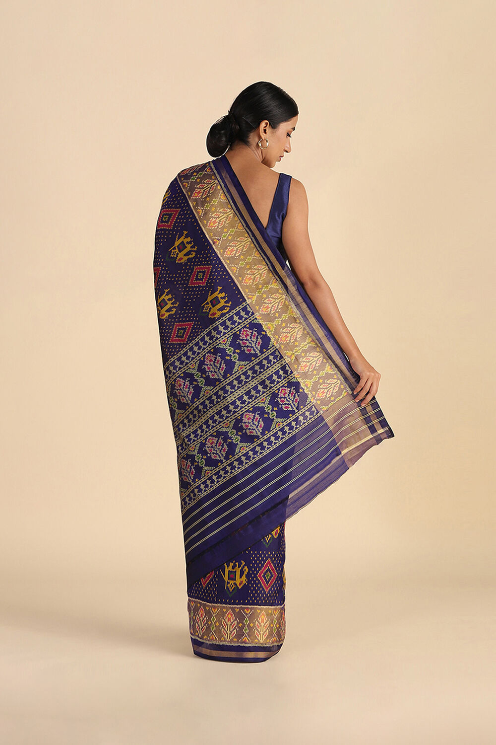 Blue Handwoven Rajkot Patola Ikat Pure Silk Saree image number null