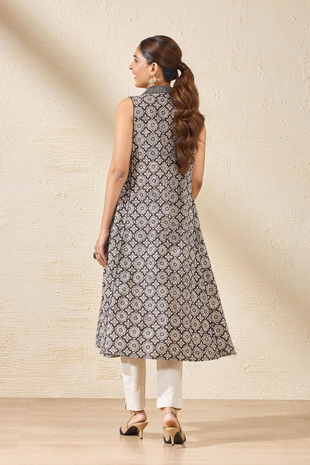 Black Pure Cotton Printed Sanganeri Kurta image number null