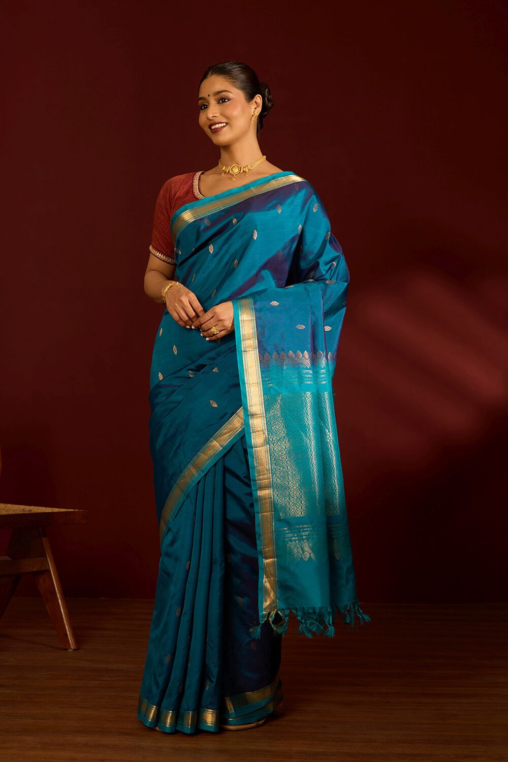 Blue Pure Silk Woven Kanjivaram Saree image number null
