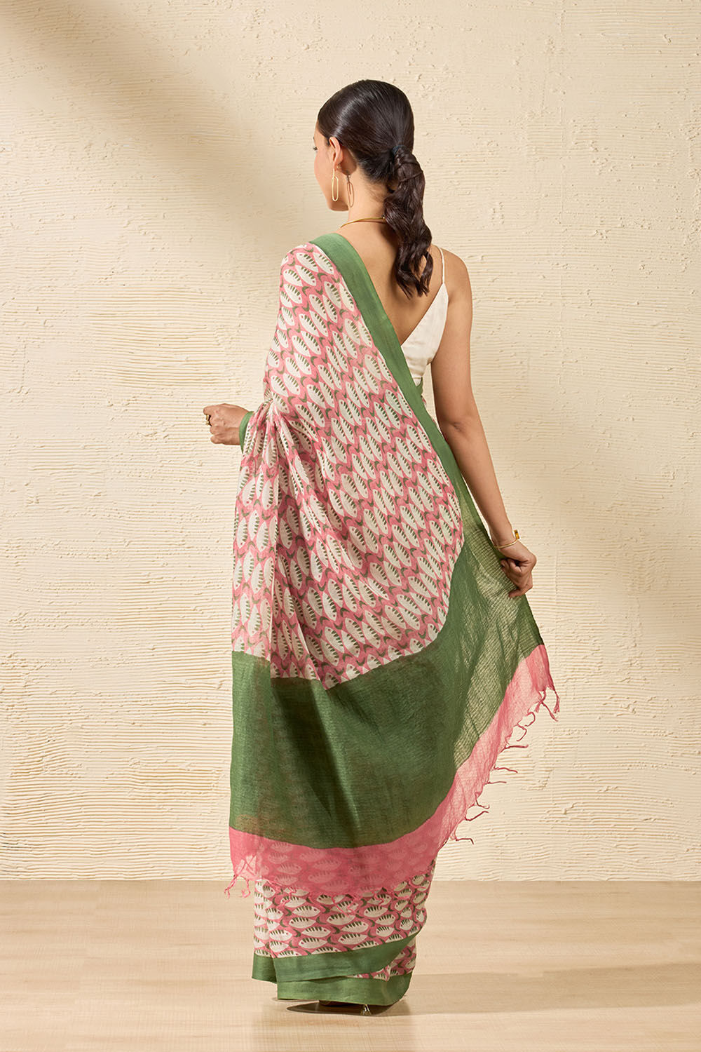 Red Screen Printed Pure Linen Cotton Saree image number null