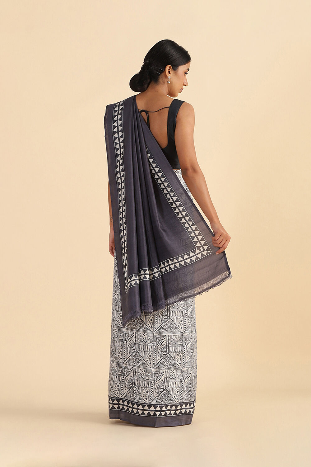 Grey Hand Blockprinted Pure Silk Saree image number null