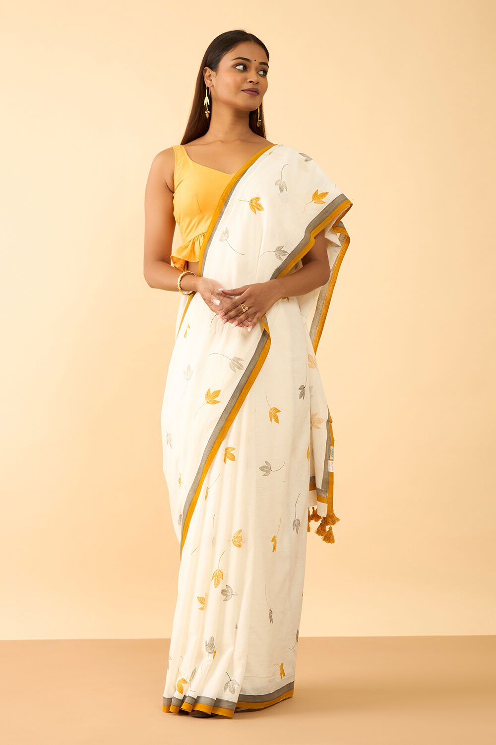 Off White Maharashtra Printed Khadi Cotton Saree image number null
