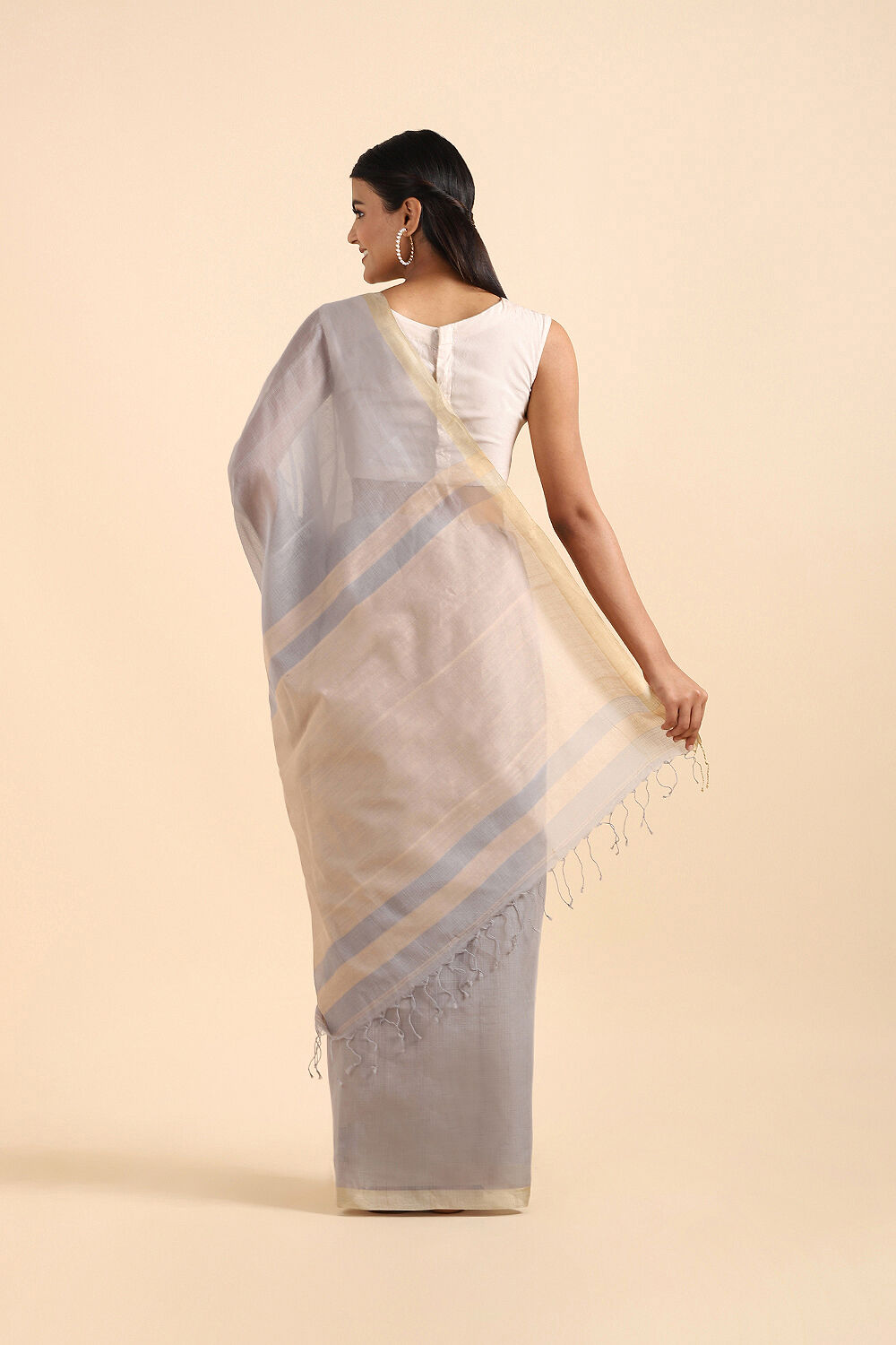 Grey Pure Silk Cotton Bengal Saree image number null